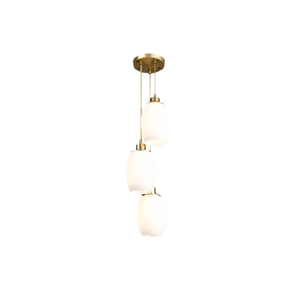 ** Hanglamp met drievoudige glazen kappen en gouden afwerking